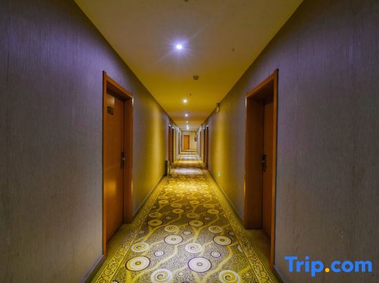 Наньян: Jinding Hotel Nanyang