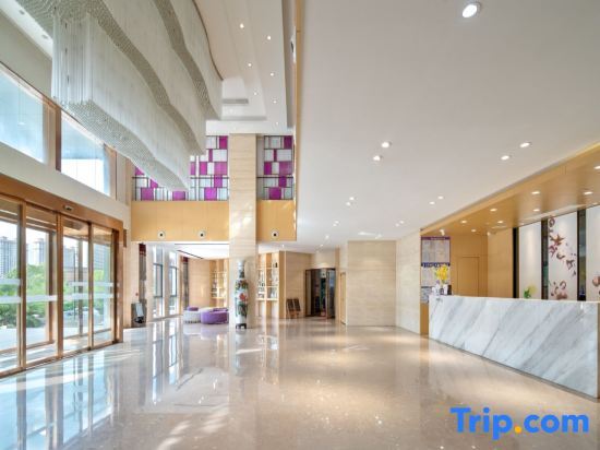 Цзюцзян: Lavande Hotel Jiujiang Jiujiang College