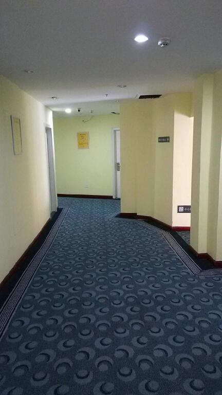Яньчэн: 7 Days Inn Yancheng Binhai Renmin Zhong Road Rt Mart