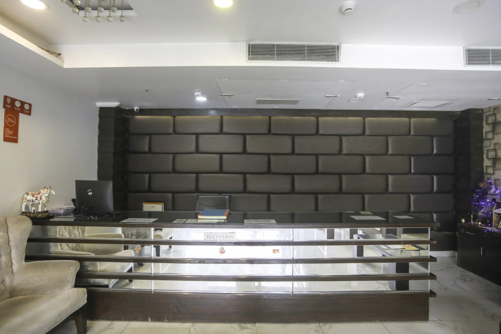 Газиабад: Hotel Parktel by OYO Rooms