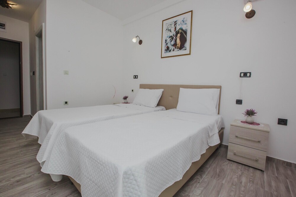 Цетине: Hotel Dapčević