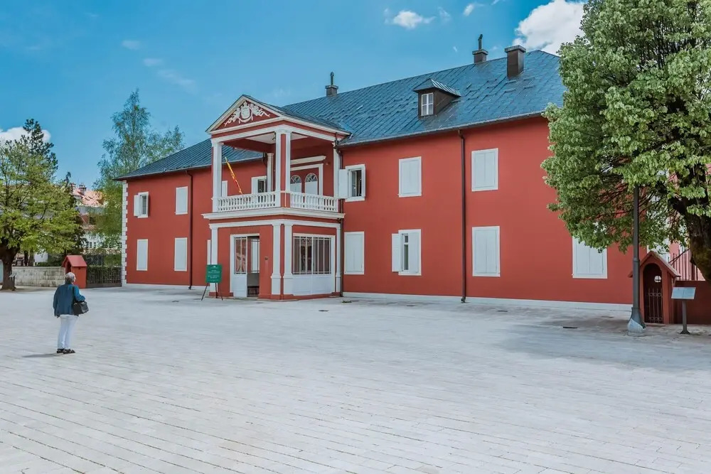 Цетине: Hotel Dapčević
