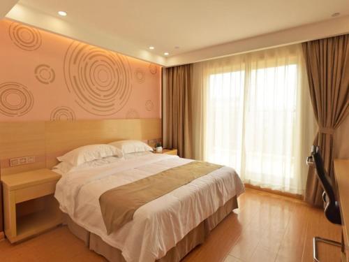 Суцянь: GreenTree Inn Suqian Shuyang development Area Yingbin Avenue Express Hotel