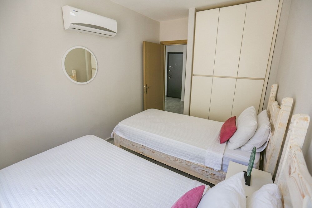 Каш: Just Dream Suites