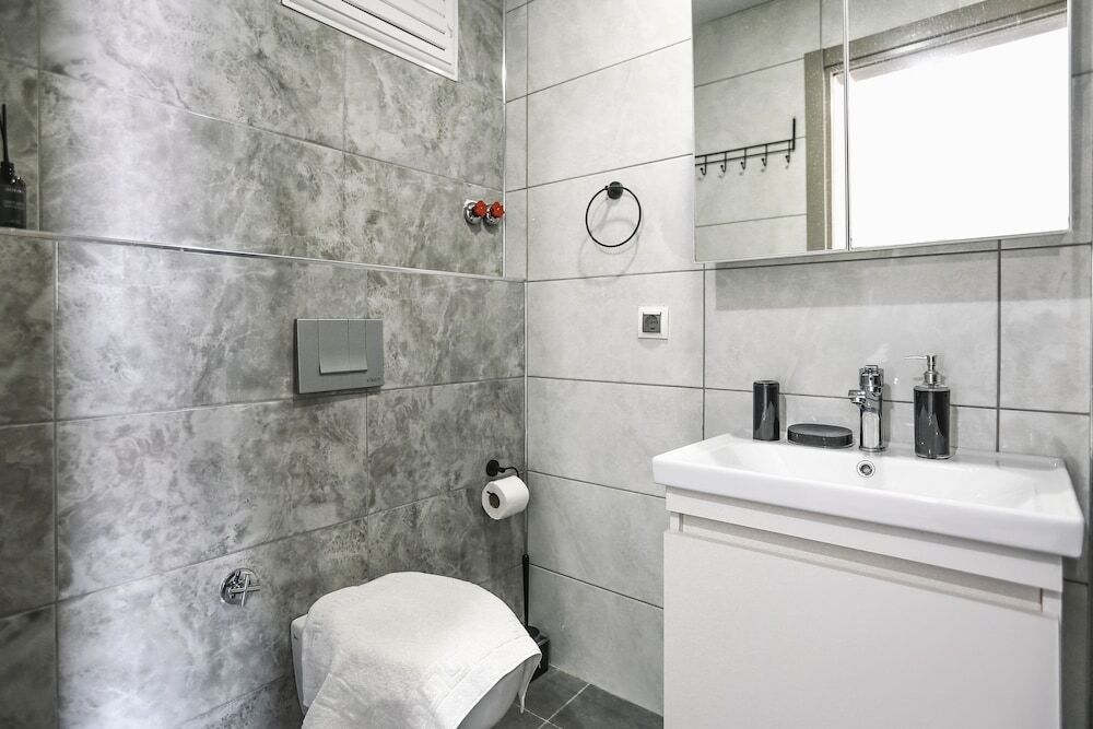 Каш: Just Dream Suites