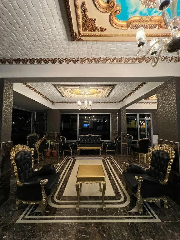 Grand Black Hotel — фото 3