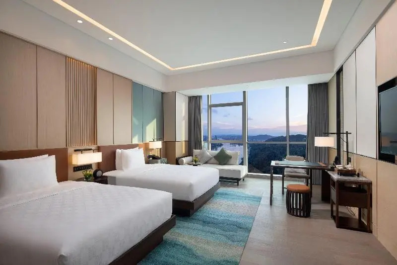 Ибинь: Hualuxe Yibin, An IHG Hotel