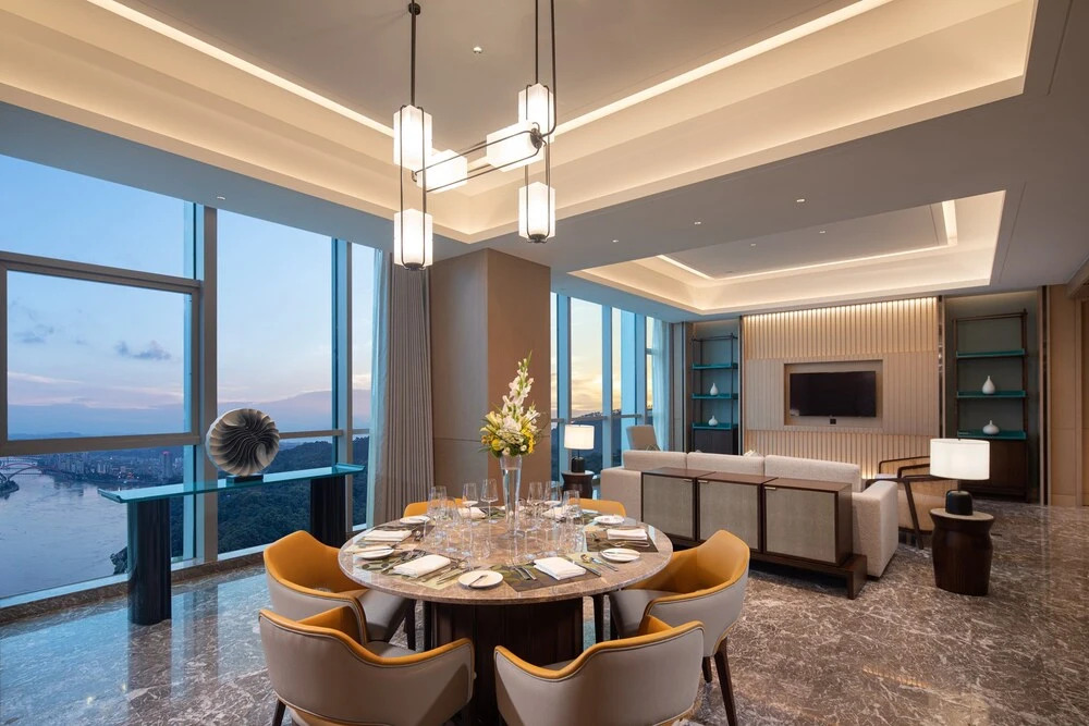 Ибинь: Hualuxe Yibin, An IHG Hotel