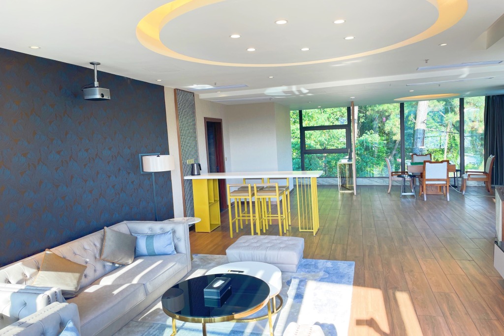 Гуйлинь: Ramada by Wyndham Guilin Yangshuo Resort