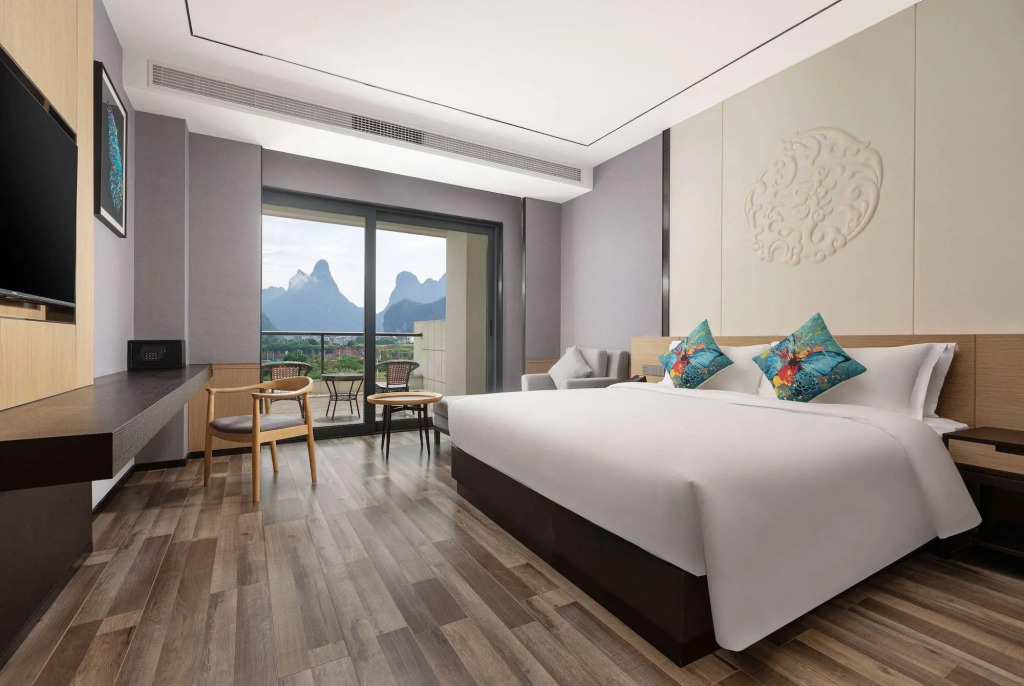 Гуйлинь: Ramada by Wyndham Guilin Yangshuo Resort