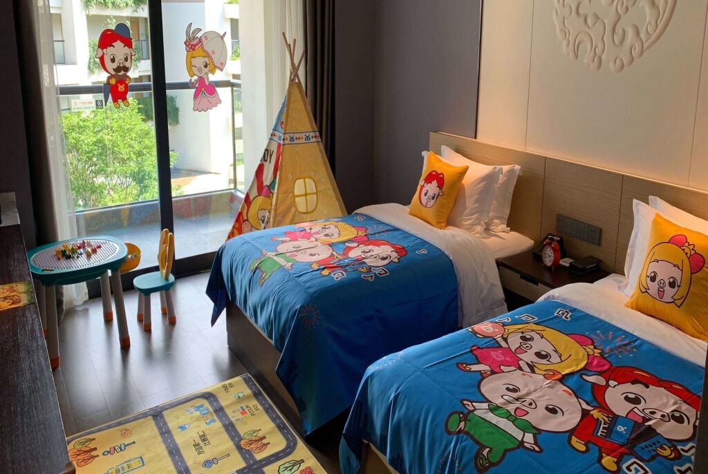 Гуйлинь: Ramada by Wyndham Guilin Yangshuo Resort