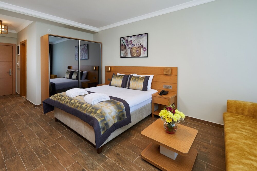 Черкезкой: Hattusa Vacation Business Thermal Club Saray