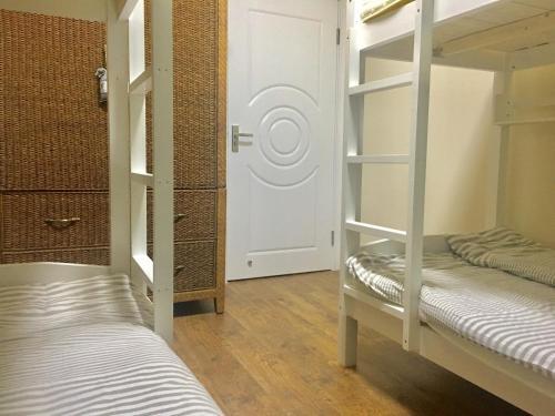 Шэньчжэнь: Hongchi Xinzuobiao Hostel
