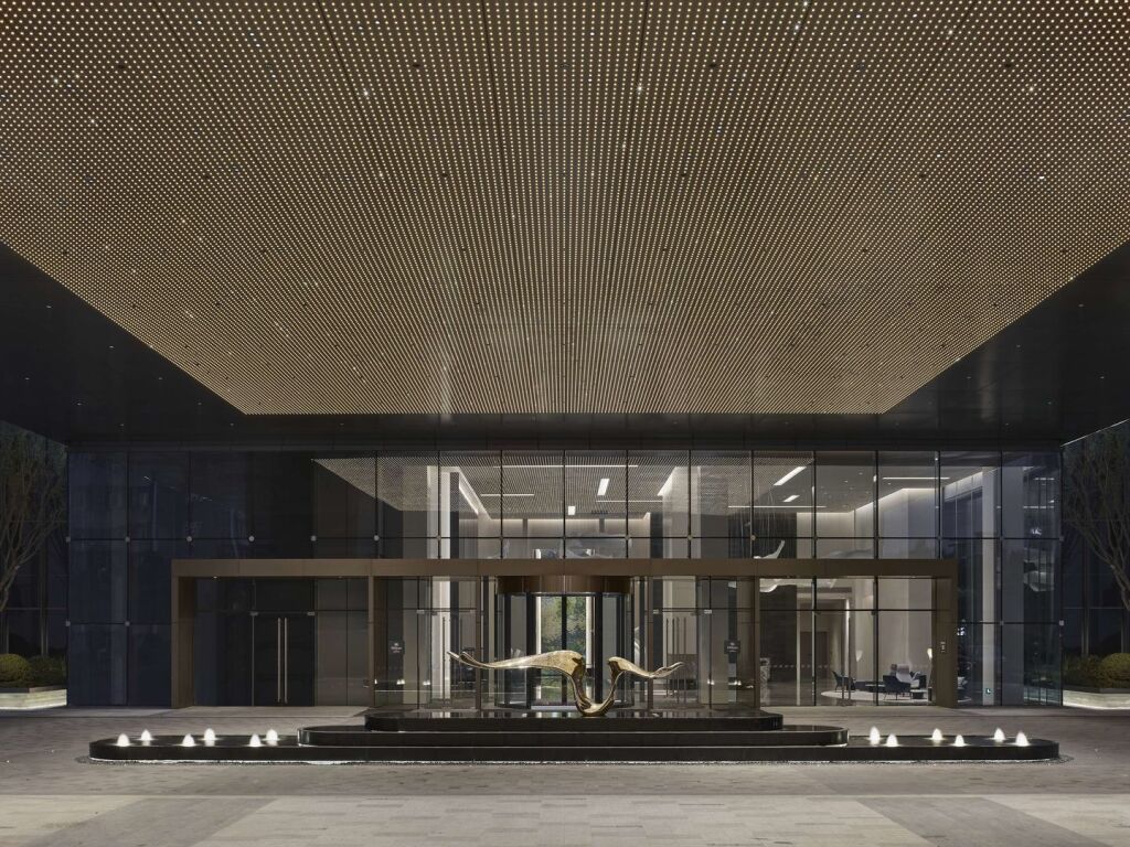 Шаоксинг: Hilton Zhuji
