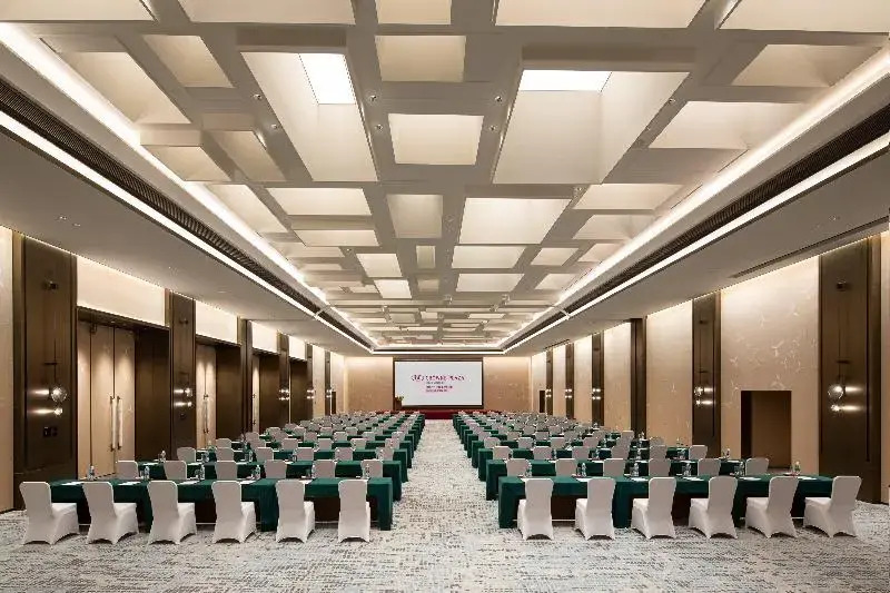 Чаочжоу: Crowne Plaza Chaozhou Riverside