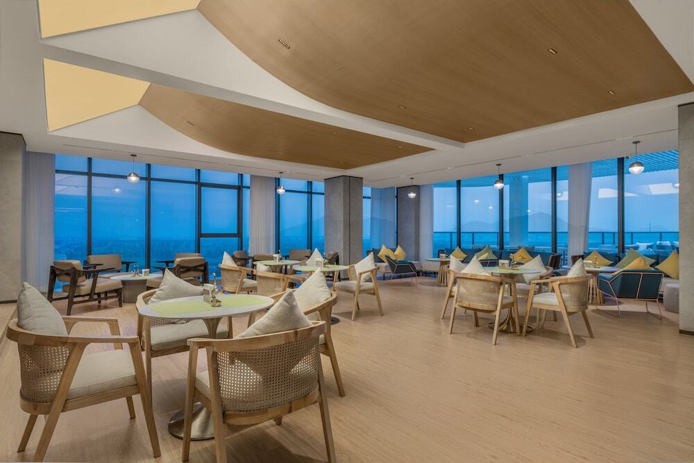 Джиангме: Holiday Inn Express Jiangmen Yinhu Bay, an IHG Hotel