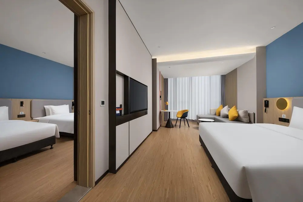 Джиангме: Holiday Inn Express Jiangmen Yinhu Bay, an IHG Hotel