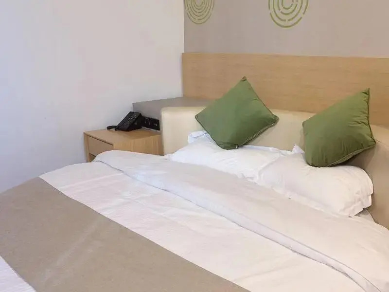 Лянфан: Greentree Inn Langfang Dachang Studio City