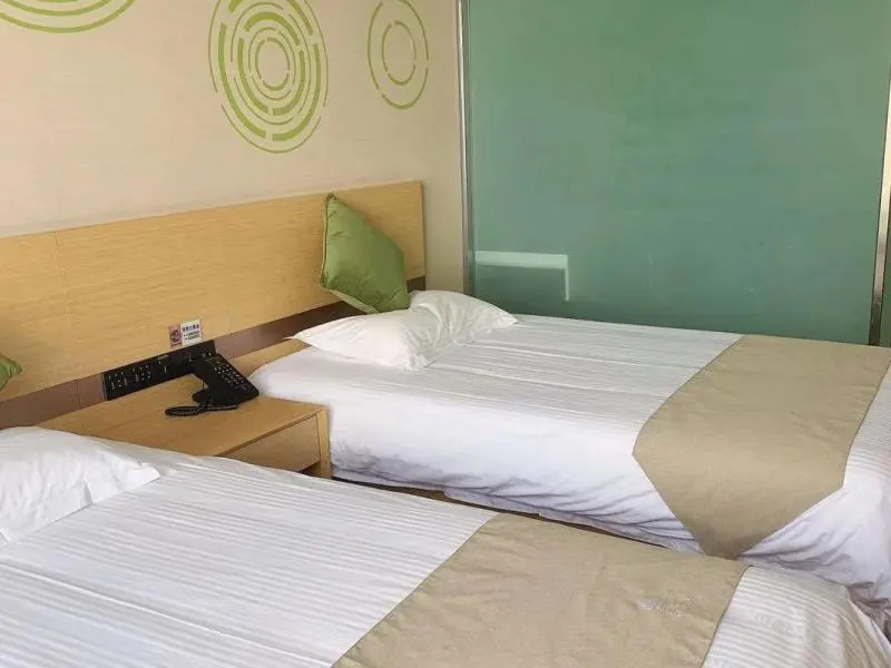 Лянфан: Greentree Inn Langfang Dachang Studio City
