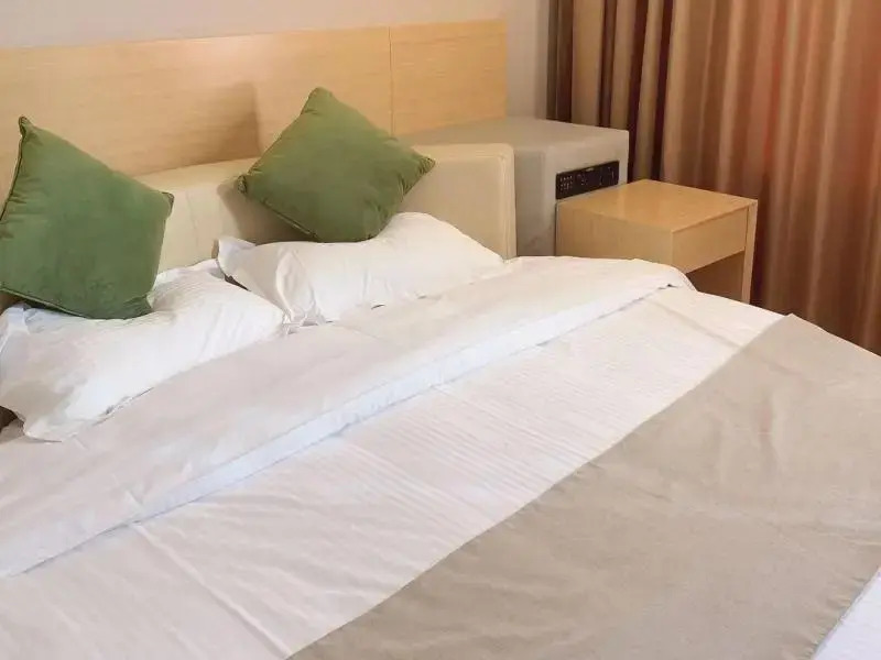 Лянфан: Greentree Inn Langfang Dachang Studio City