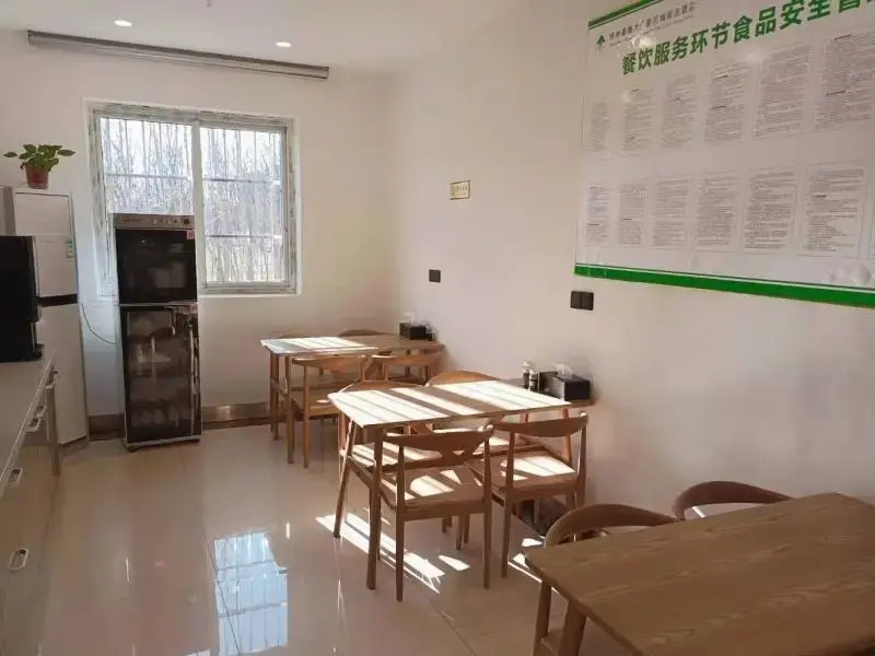 Лянфан: Greentree Inn Langfang Dachang Studio City