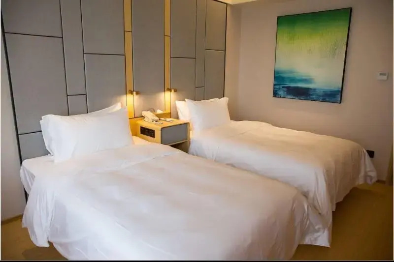 Цзиньчжун: Ji Hotel (Longhu Wanda Plaza)