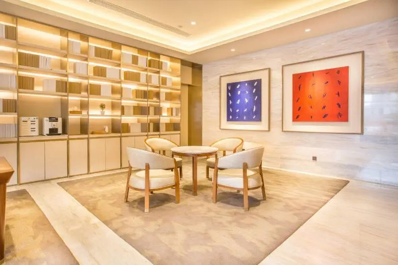 Цзиньчжун: Ji Hotel (Longhu Wanda Plaza)
