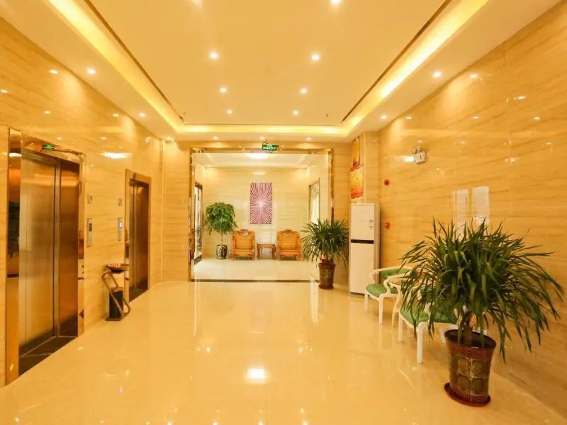 Аньцин: GreenTree Inn Anqing Huaining County Development Zone Duxiu Road - Anqing