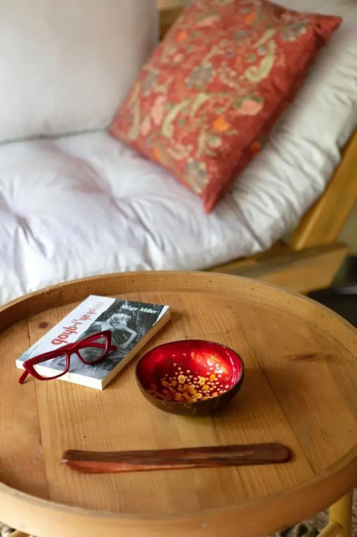 Чиралы: Gayb-I Boutique Home