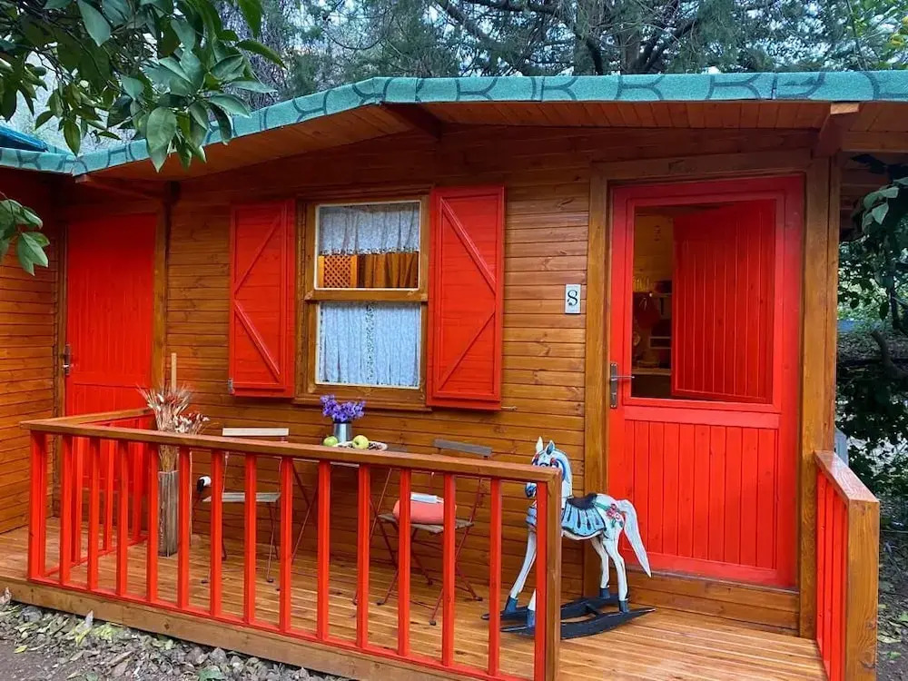 Чиралы: Gayb-I Boutique Home