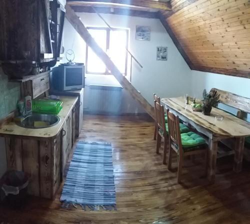 Жабляк: Summit Guest House