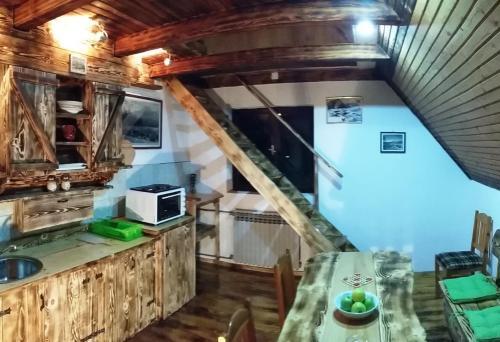 Жабляк: Summit Guest House