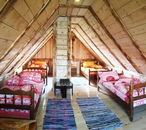 Жабляк: Summit Guest House
