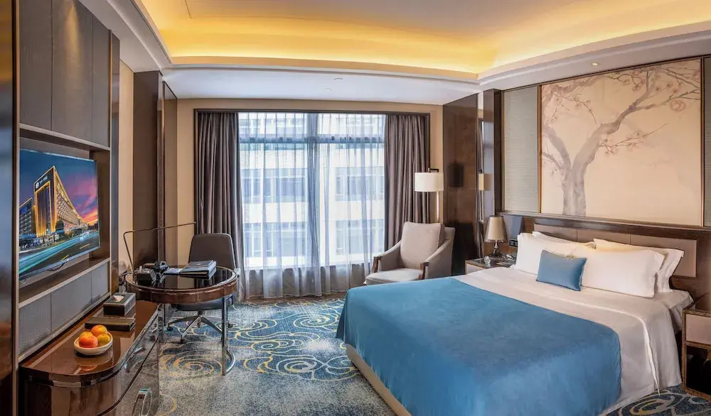 Чжаоцин: the Star Hotel