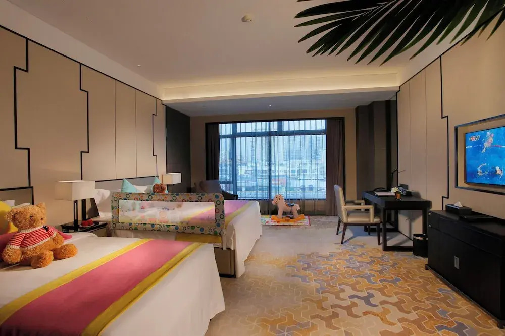 Чжаоцин: the Star Hotel