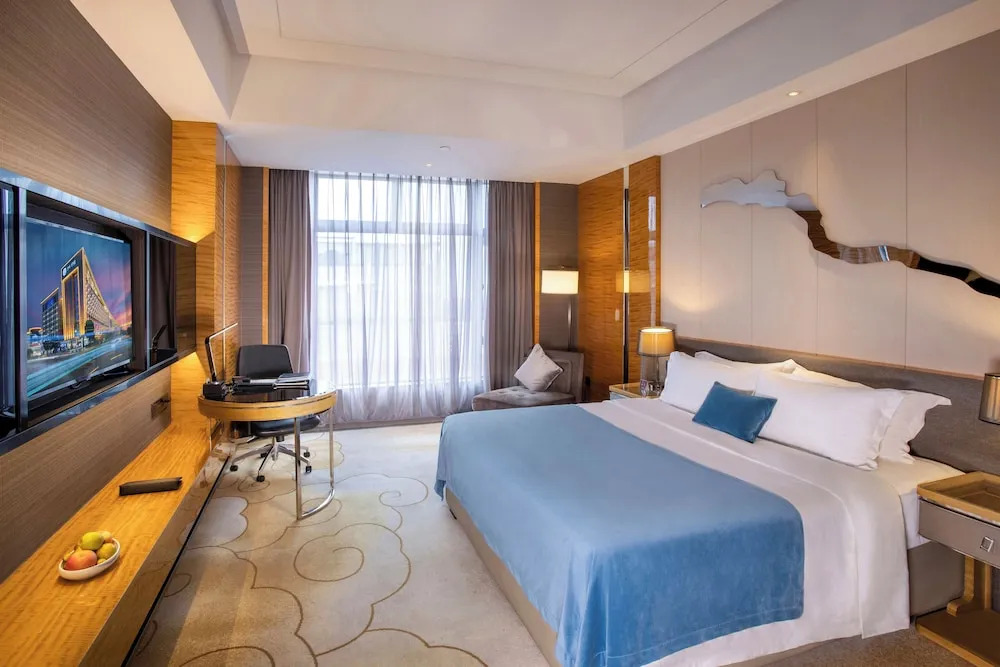 Чжаоцин: the Star Hotel