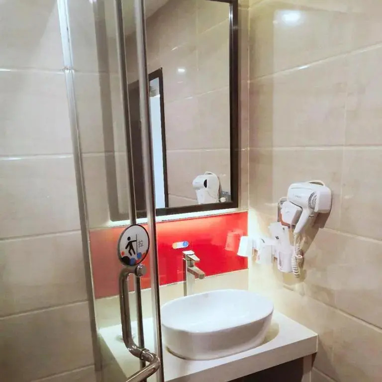 Таншань: 7 Days Premium Tangshan People Hospital