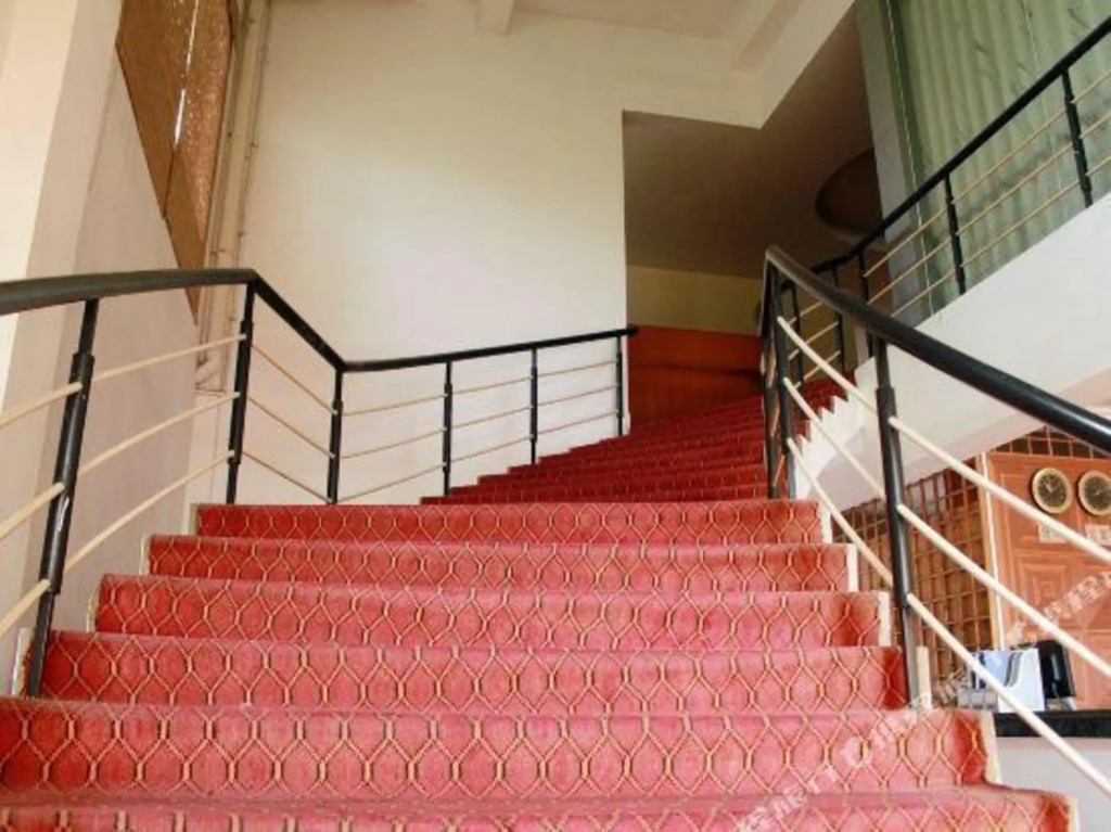 Ганьчжоу: Huabao Holiday Inn