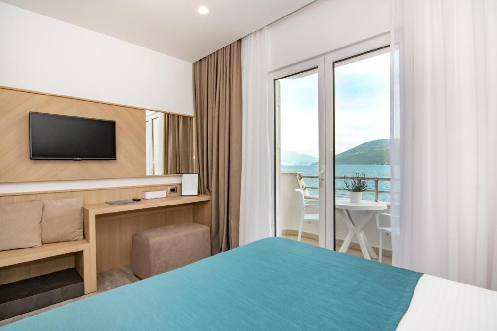 Херцег-Нови: Hotel Perla - Annexes