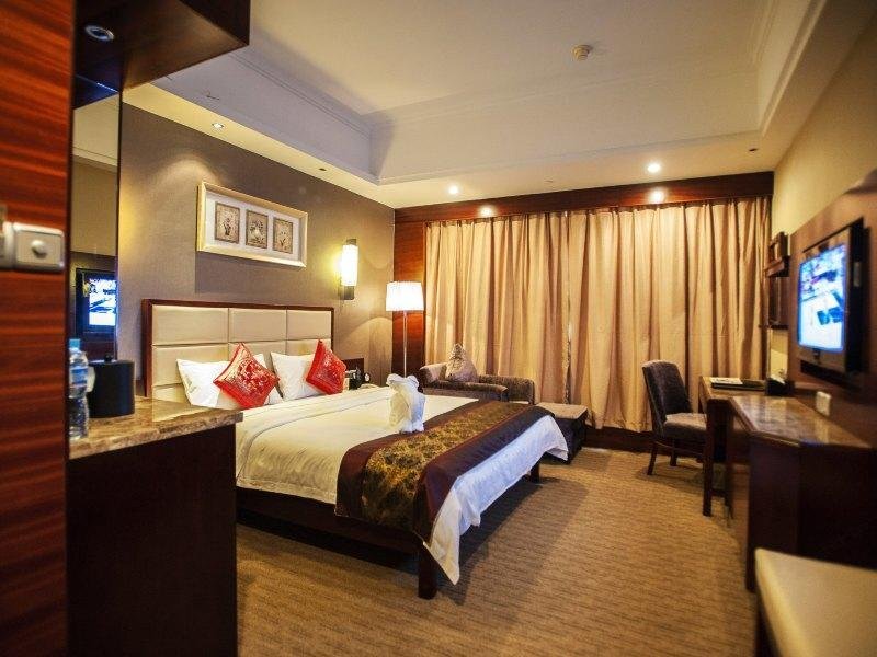 Хэнъян: Shenlong Hotel