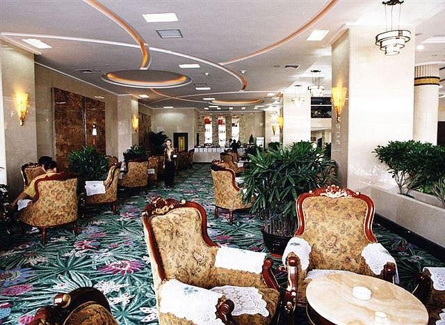 Хэнъян: Shenlong Hotel