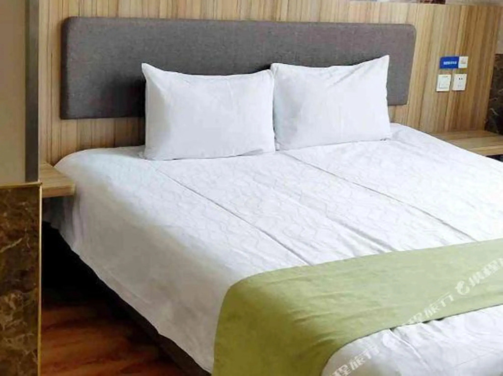 Синтай: Eaka 365 Hotel Pingxiang Zhonghua Road Branch