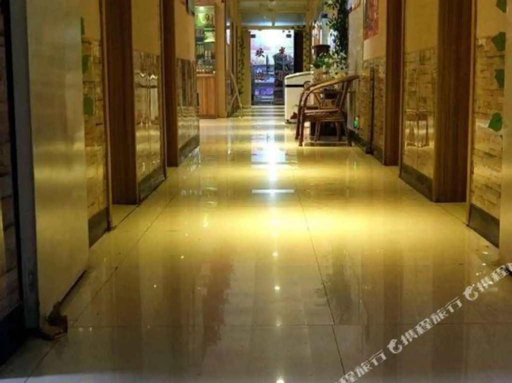 Синтай: Eaka 365 Hotel Pingxiang Zhonghua Road Branch