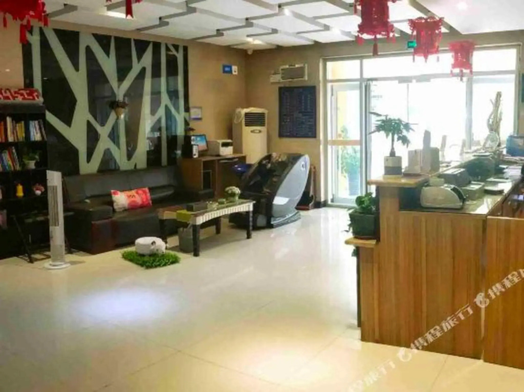 Синтай: Eaka 365 Hotel Pingxiang Zhonghua Road Branch
