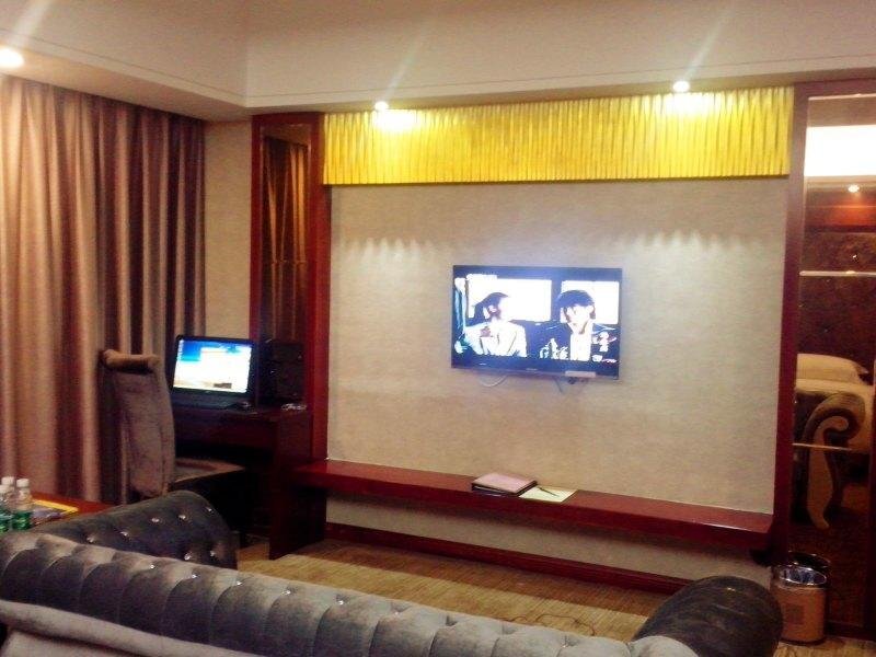 Юнчжоу: Yong Zhou Bin Hu Hotel