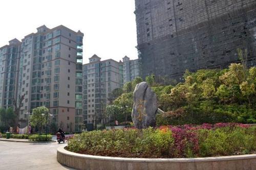 Юнчжоу: Yong Zhou Bin Hu Hotel