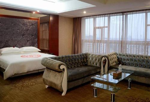 Юнчжоу: Yong Zhou Bin Hu Hotel