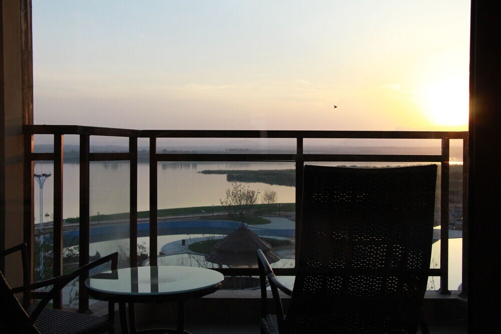 Синтай: Queshan Lake Arcadia International Resort
