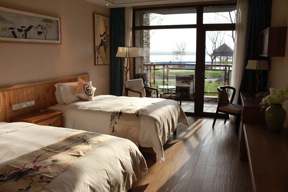Синтай: Queshan Lake Arcadia International Resort