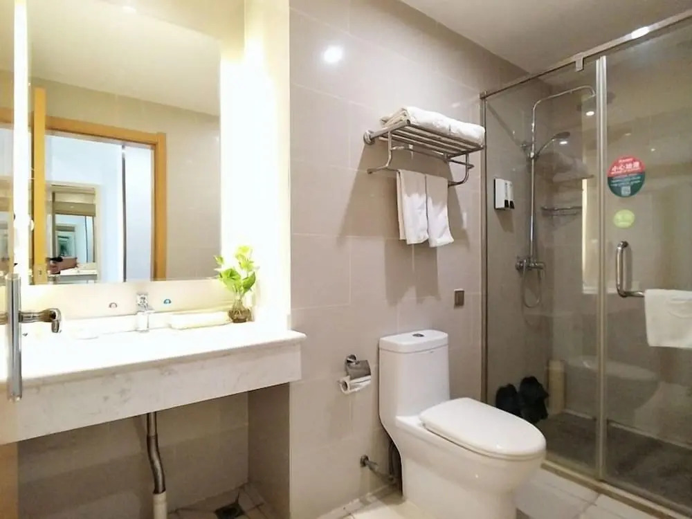 Баоцзи: GreenTree Inn Baoji Fengxiang Donghu Business Hotel